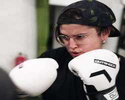 She has taken boxing lessons from Alejandro Marcet.